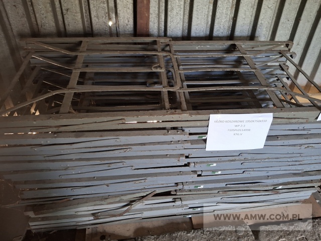 Sprzęt kwaterunkowy - pakiet zawierający 28 poz. asort. (wg oddzielnego wykazu), w tym m.in.: szafy na odzież metalowe, łóżka koszarowe, regały magazynowe metalowe itp. 